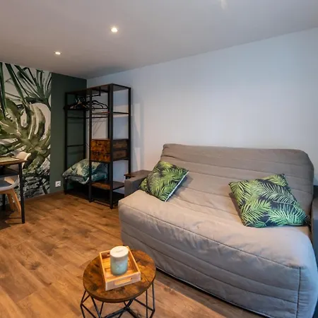 Naturel : Studio Calme Et Agreable Les Bordes Exterior foto